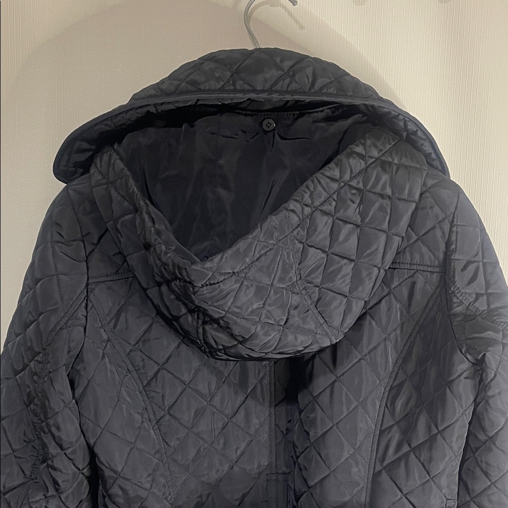 NWOT MICHAEL Michael Kors Black Quilted Trench Coat with Gold Zippers - Picture 16 of 17